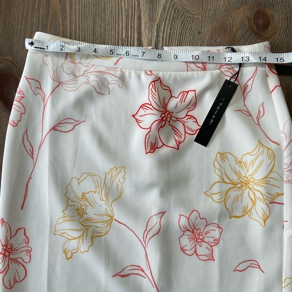 NEW TAHARI Skirt - Picture 4 of 9